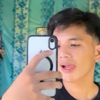anonymousglor12's profile picture