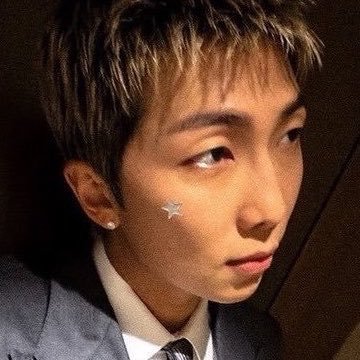 lupita⁷ ✴︎ VAI VER O BTS!'s profile picture