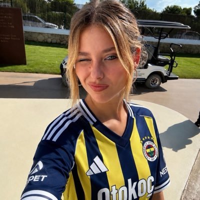 estrella's profile picture