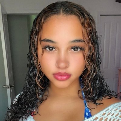 Rae's profile picture