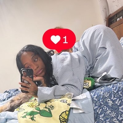 HoodTrophy's profile picture