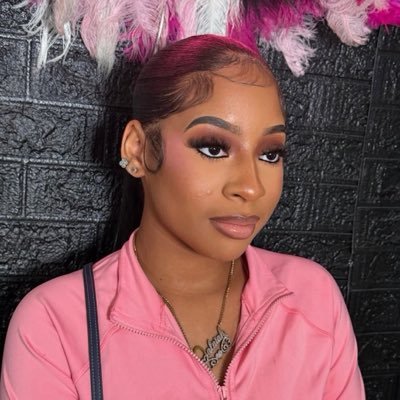 miss laurant 🎀's profile picture