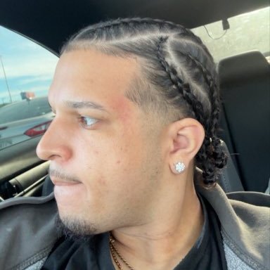 bhrizzy🏄♂️'s profile picture