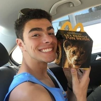 ★'s profile picture