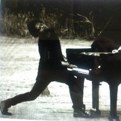 elewrockjazz's profile picture