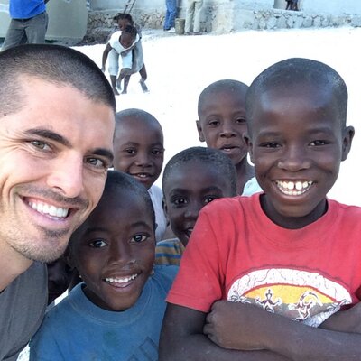 DCarr8's profile picture