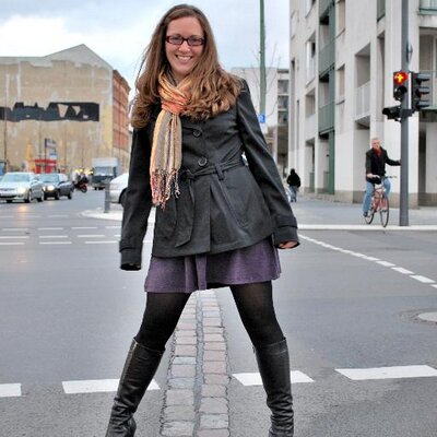 Meaghan Kall has moved to Bluesky's profile picture