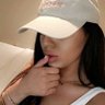 M A J U M I's profile picture