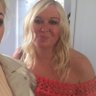 Profilbild von Debbie Isitt