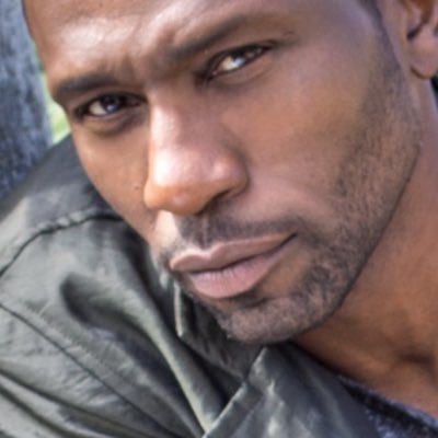LEON's profile picture