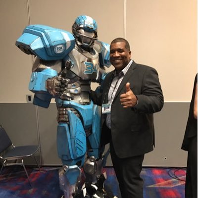 curtmenefee's profile picture