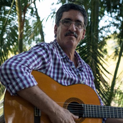 Julián Conrado's profile picture