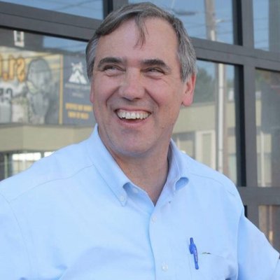 Senator Jeff Merkley's profile picture
