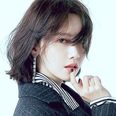YOONAYA윤아야's profile picture