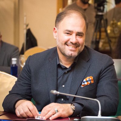 khanfarw's profile picture