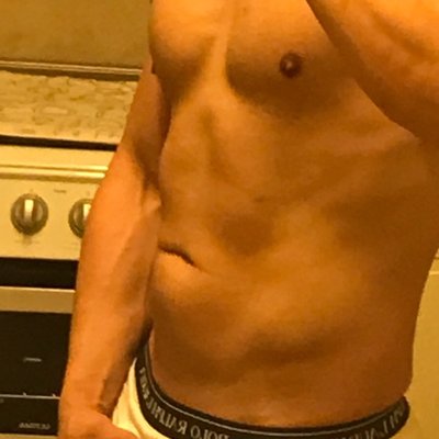 Curioustom86's profile picture