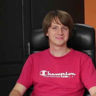 AntVelm's profile picture
