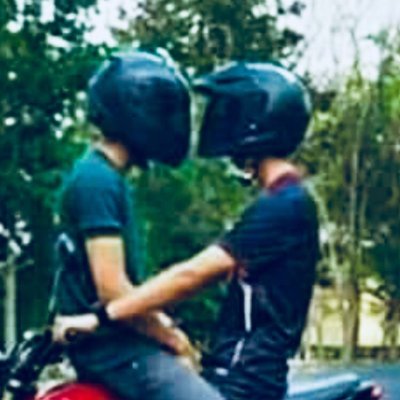 nofbusza555's profile picture