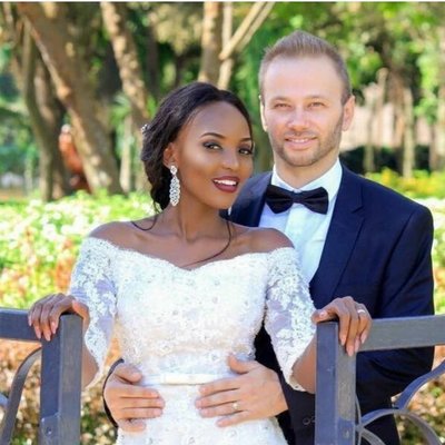 SexyBlackWhiteClub's profile picture